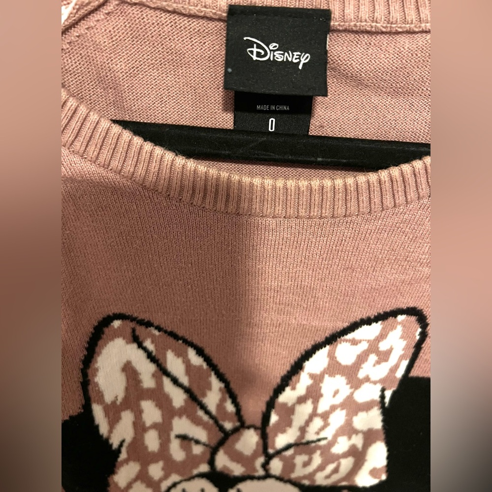 TORRID: Disney Minnie Mouse Pullover Leopard Raglan Sweater in Mauve - Picture 8 of 12